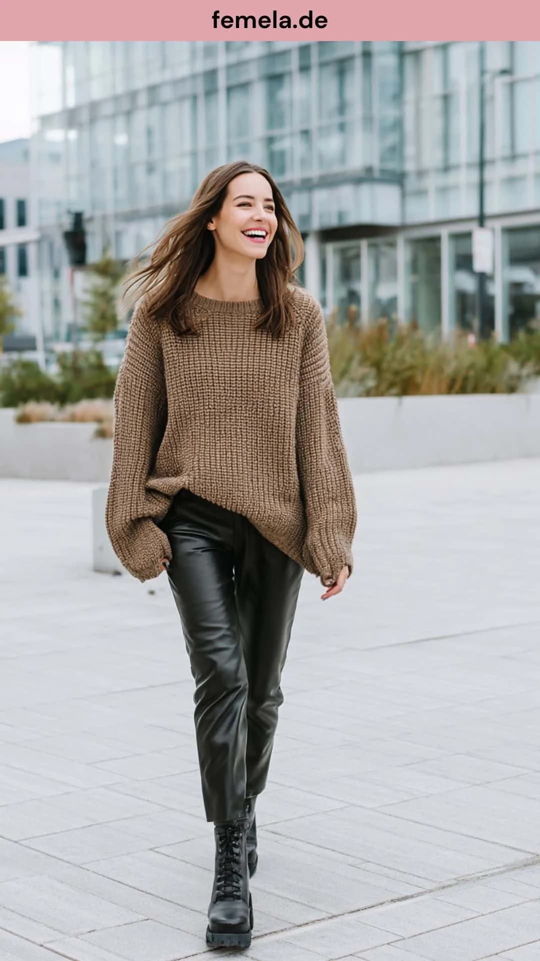 braunen-pullover-kombinieren-lederhose