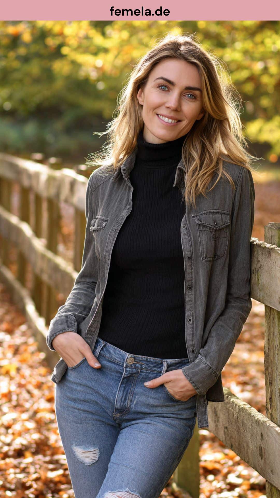 Modernes Layering-Outfit mit Boyfriend Jeans und offenem Jeanshemd.